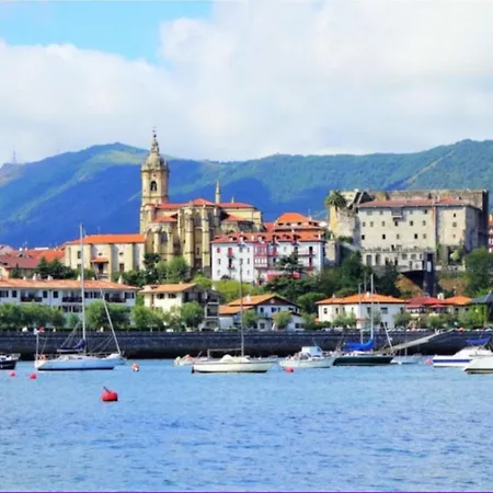 A Avec Parking, Proche Commerces Et - Fr-1-2-434 Apartment Hendaye